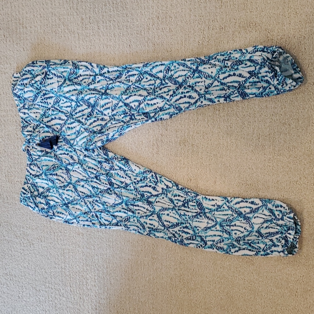 Lilly Pulitzer lightweight jogger, large